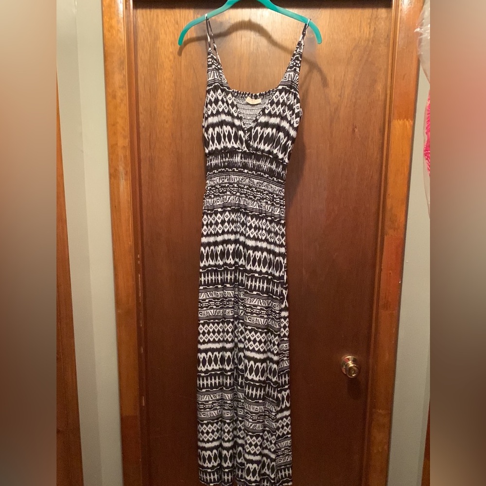 Black and white Maxi Dress